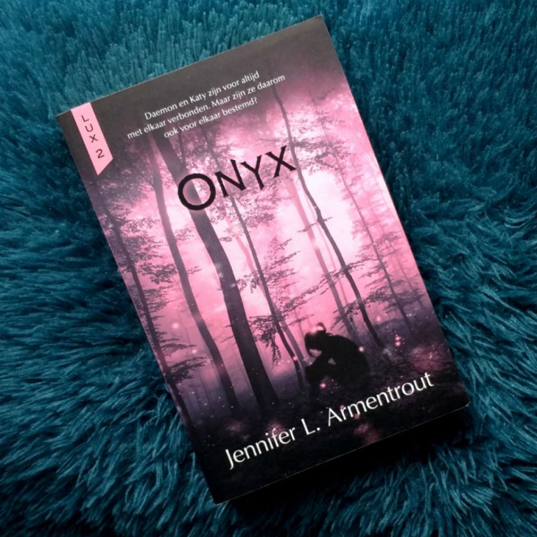 Onyx (Lux #2) – Jennifer L. Armentrout